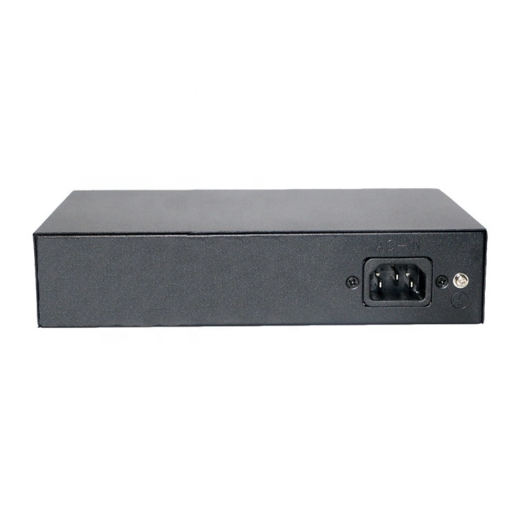 สวิตช์ Poe ซีรี่ส์ 4ep + 2e OEM ODM 100m 4 พอร์ต 10 / 100Mbps Poe 3